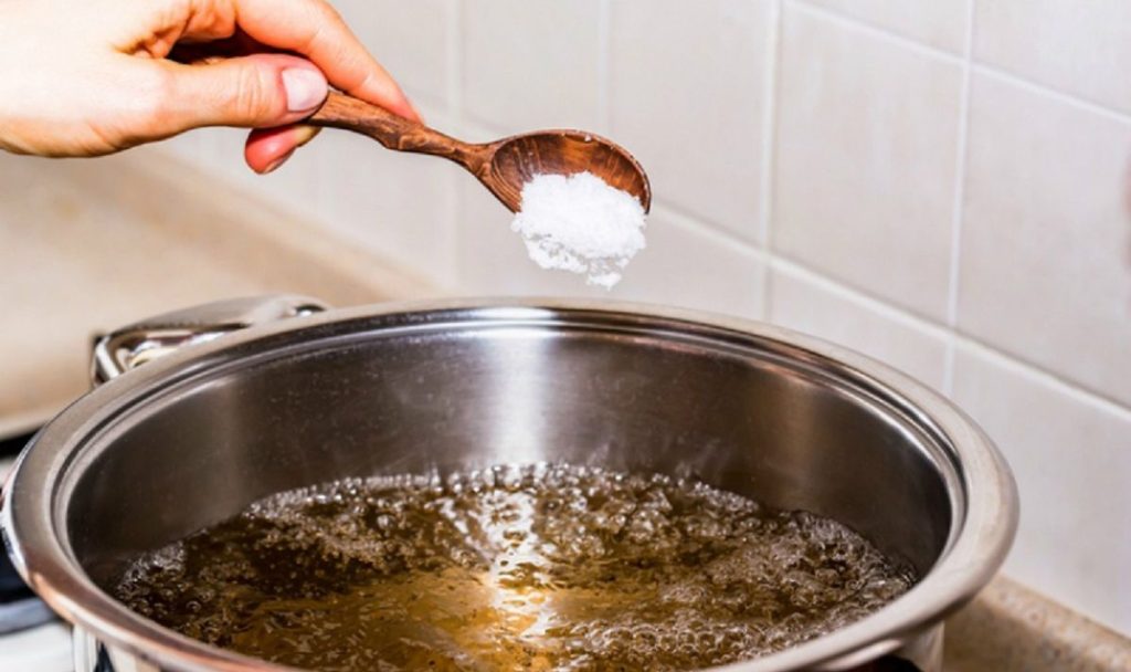 De ce sa pui bicarbonat de sodiu in apa in care fierbi fasolea
