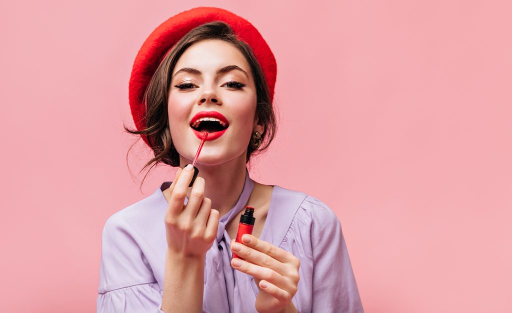 Ce se întâmplă de fapt în corpul tău dacă te machiezi zilnic