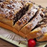 După ce este scos din cuptorul, checul se lasă la răcit