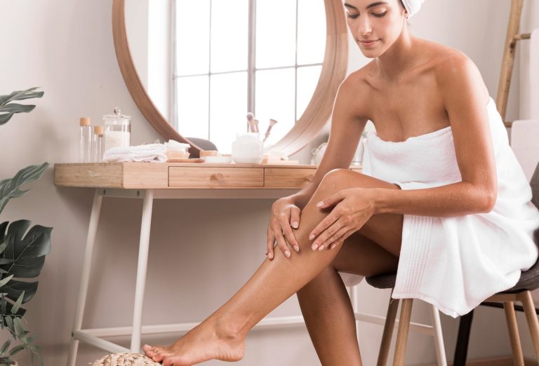 Epilarea cu zahăr. Preț, avantaje și dezavantaje. Tot ce trebuie să știi înainte de a alege această metodă