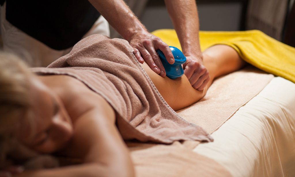 Masajul care te scapă de celulită