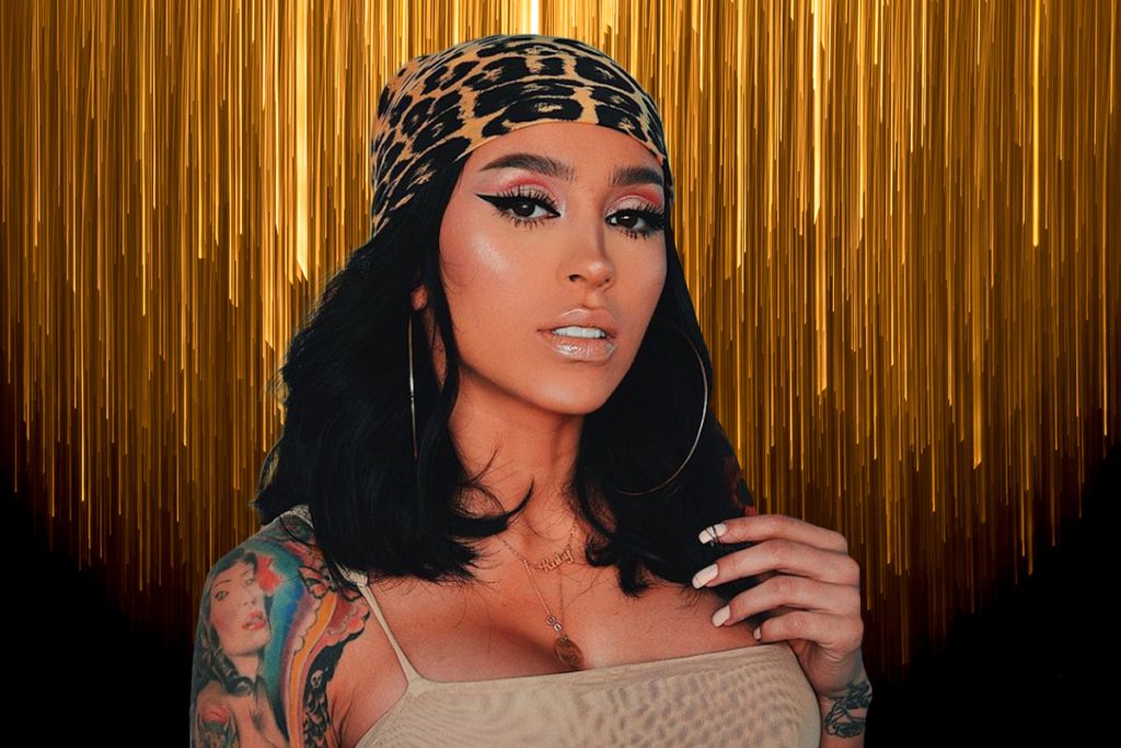 Ruby se distreaza teribil cu bunica ei, care a crescut-o