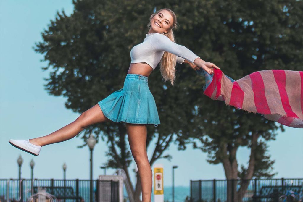 Top 5 piese vestimentare care nu trebuie să îți lipsească în vara 2022