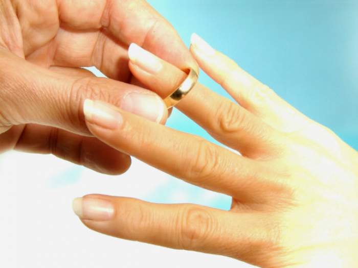 Trucul cu verighetă