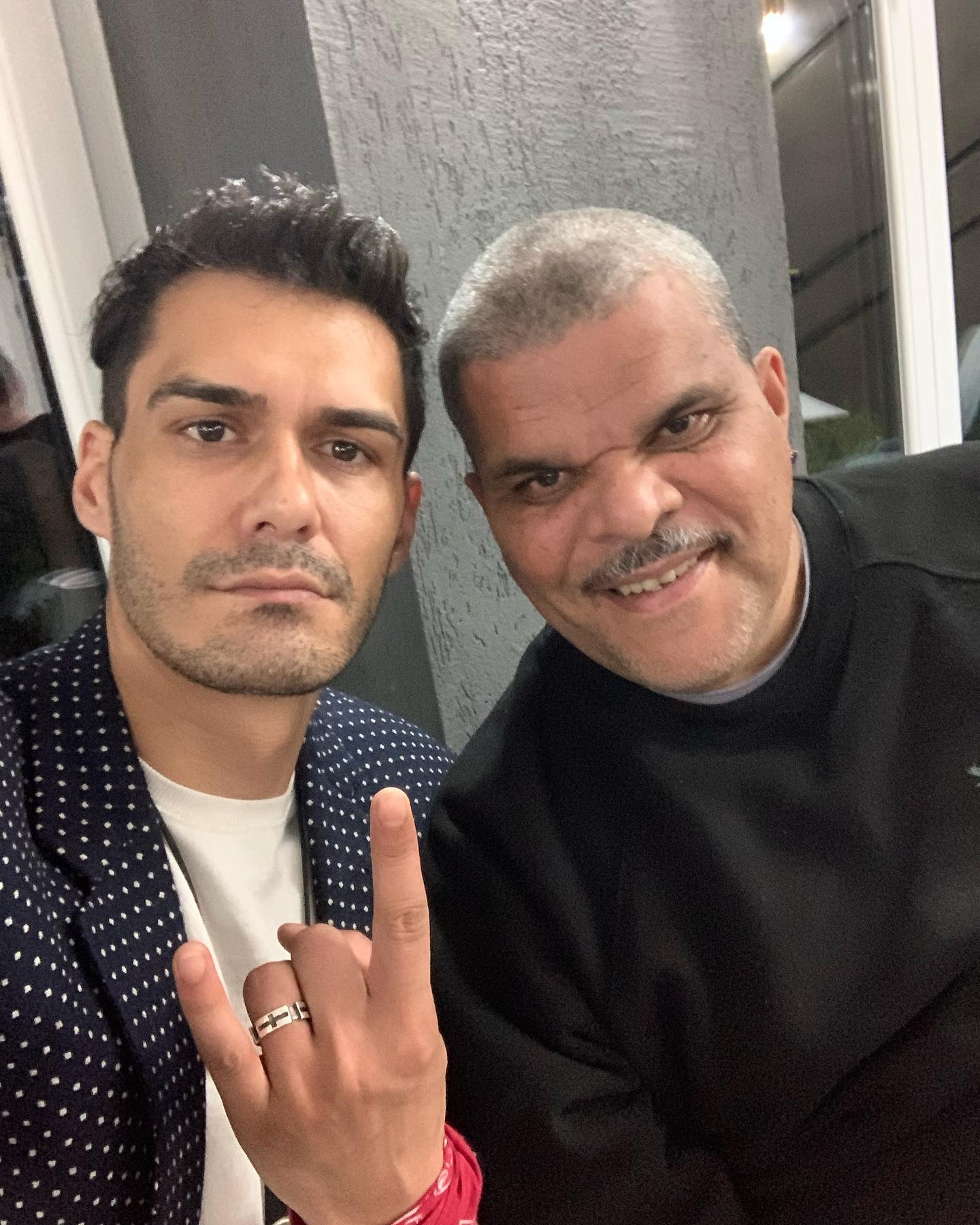 Alături de celebrul actor Luis Guzman