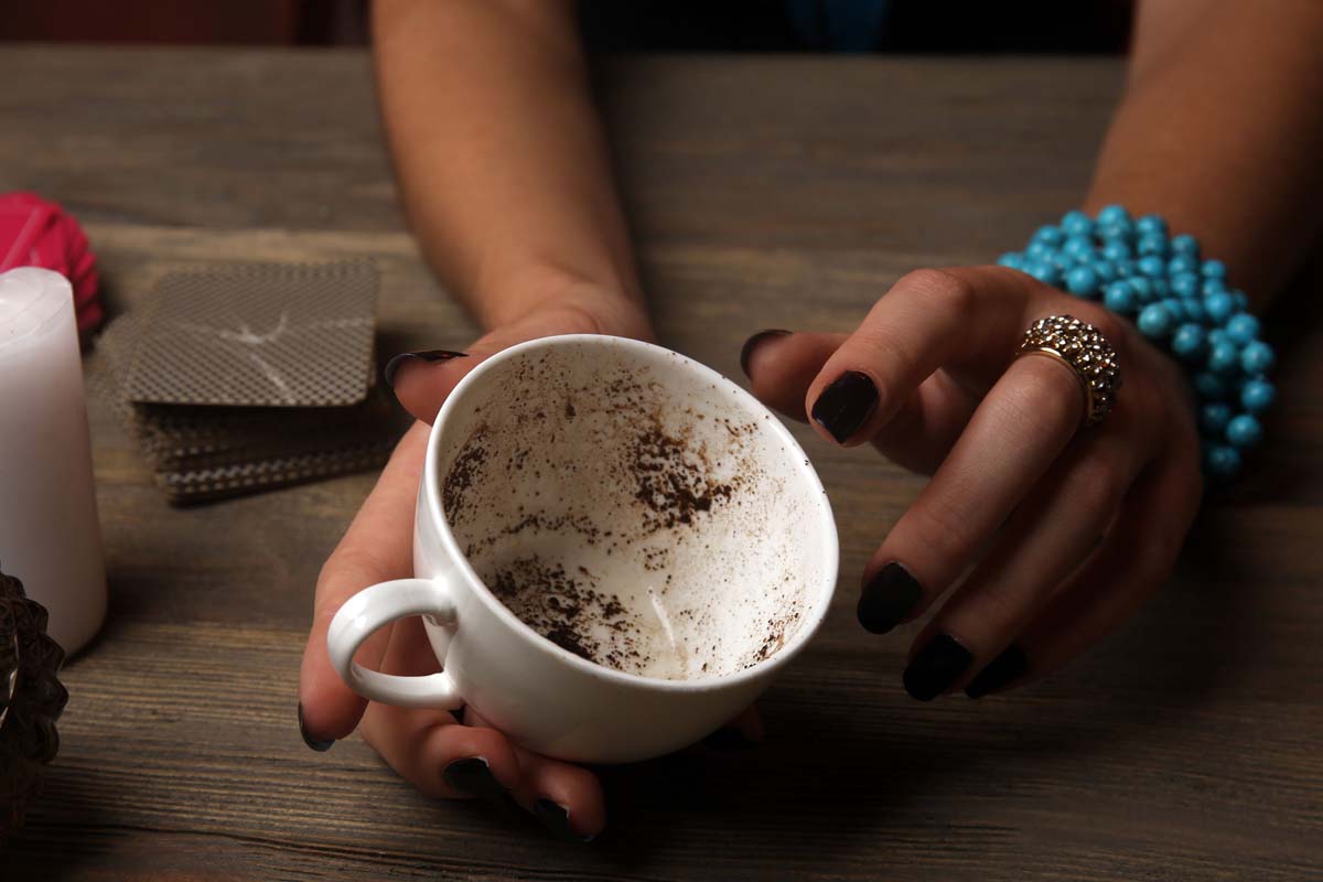 Cum să ghicești în cafea