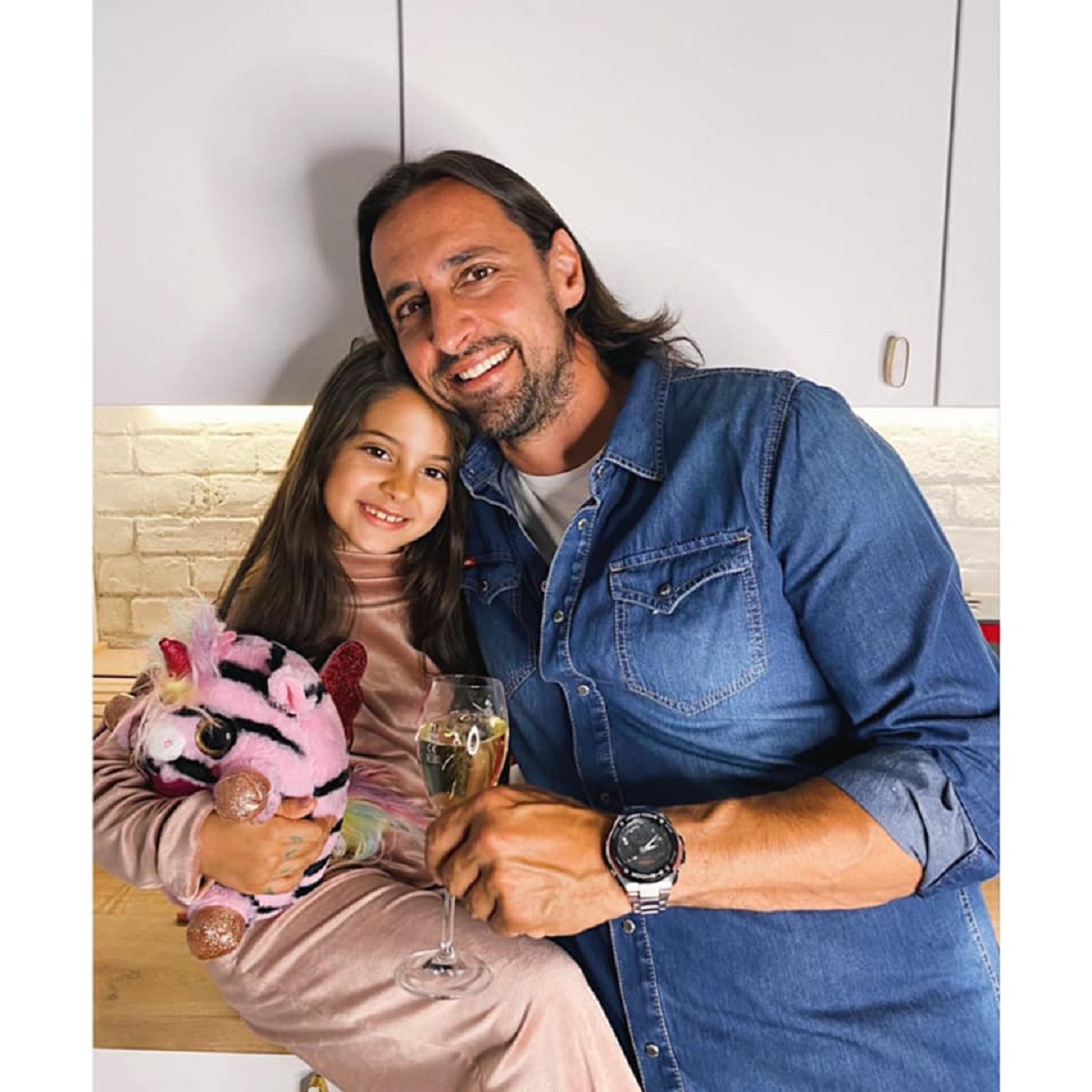 Denis Ștefan este un tată fericit