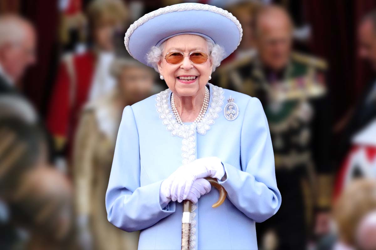 Regina Elisabeta și-a scos bastoanele la vânzare