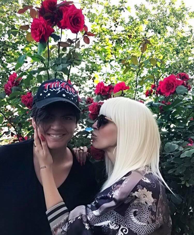 Ce facultate a ales fiul Ralucai Badulescu