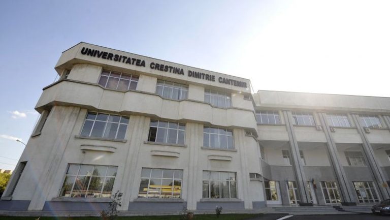 Admitere 2022 Universitatea Creștină „Dimitrie Cantemir”. Cât este taxa și ce acte vă sunt necesare