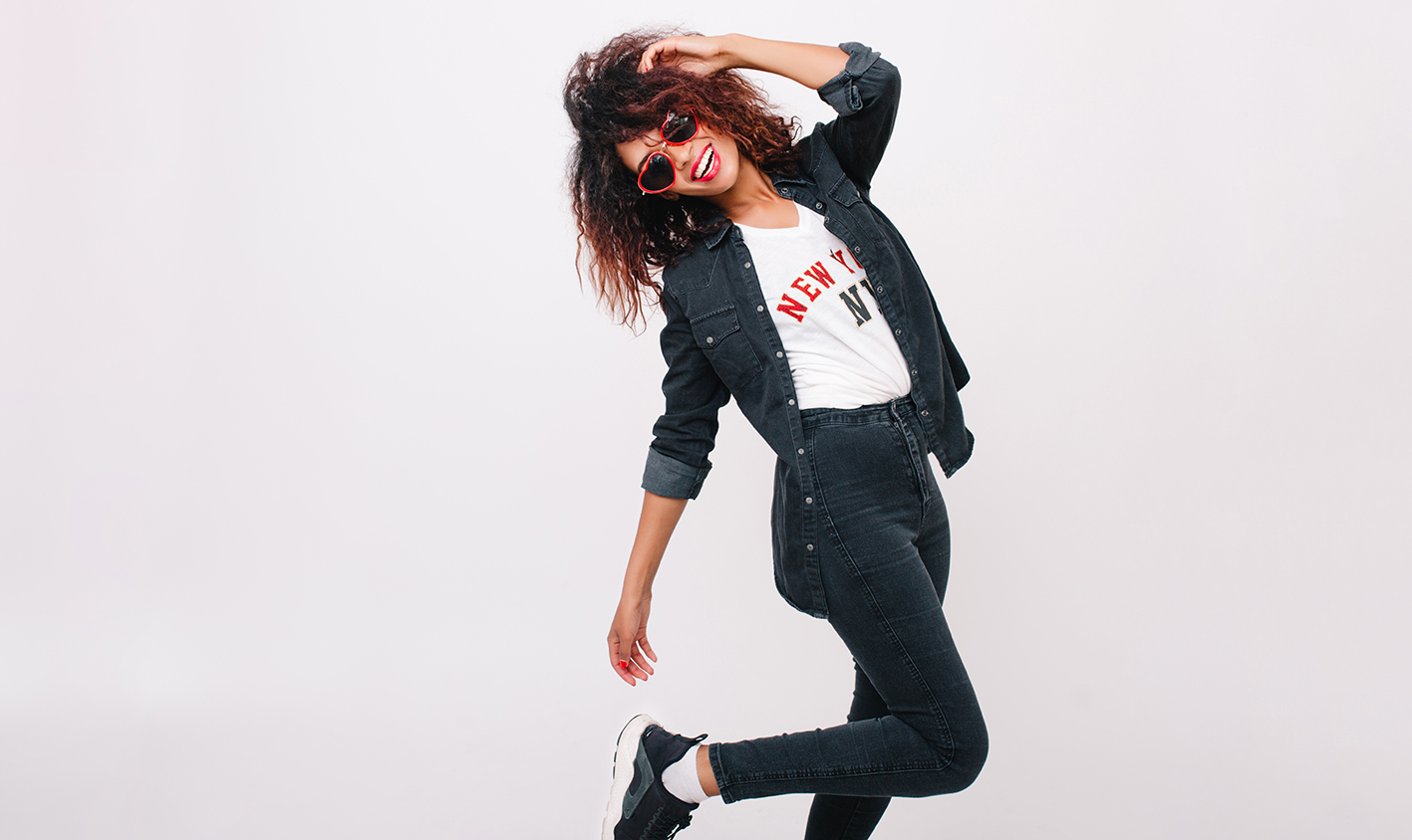 Băutură alcoolică pe care să o pui pe blugi pentru a scoate instant petele de pe ei