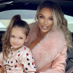 Bianca Drăgușanu si fetita ei Sofia
