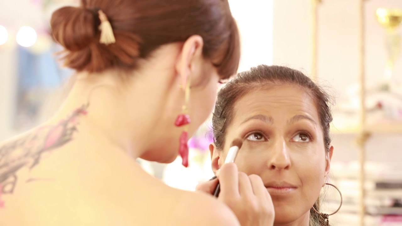 Cum se aplică corect anticearcănul