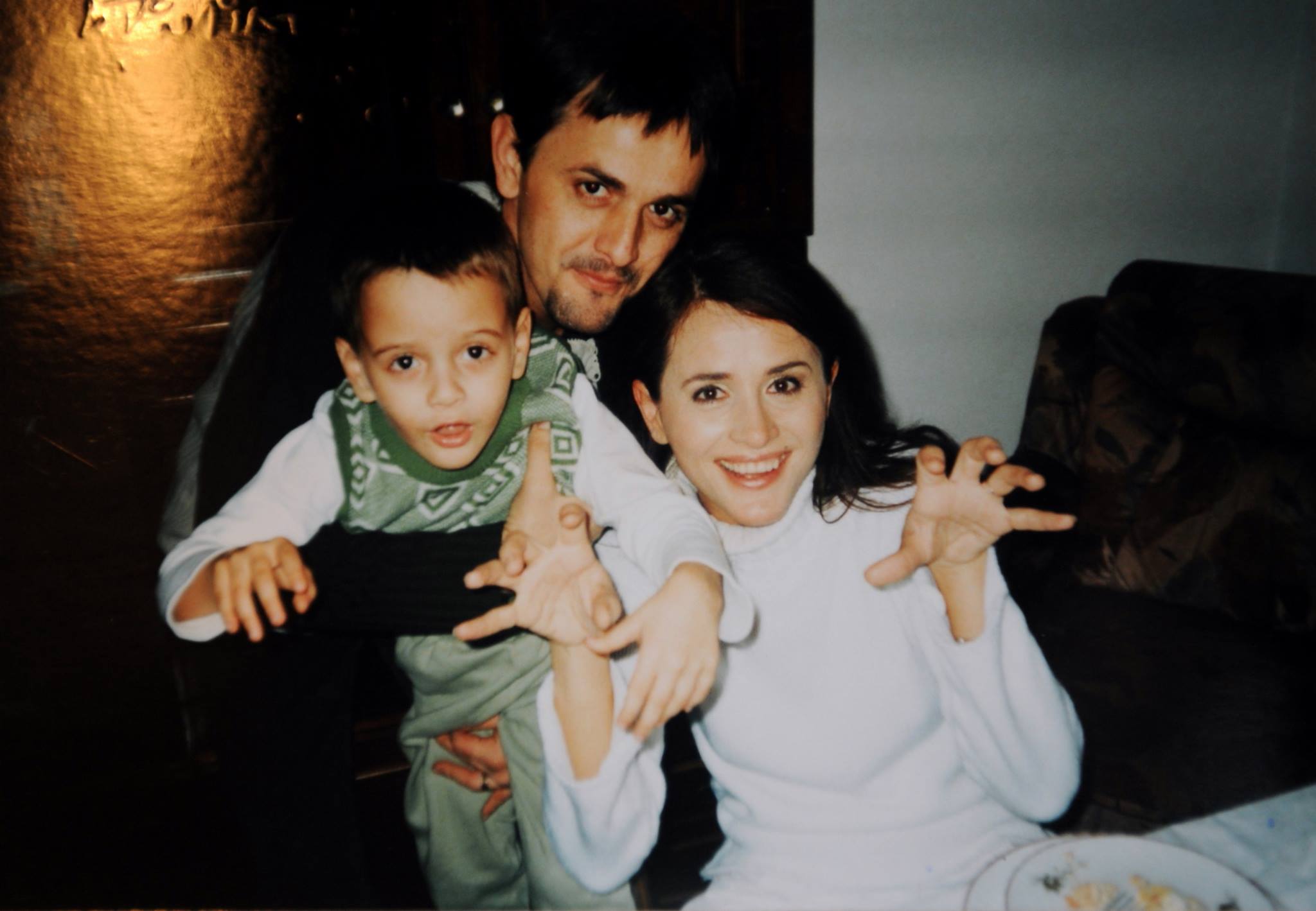 Marian cu fiul și cu Mădălina Manole