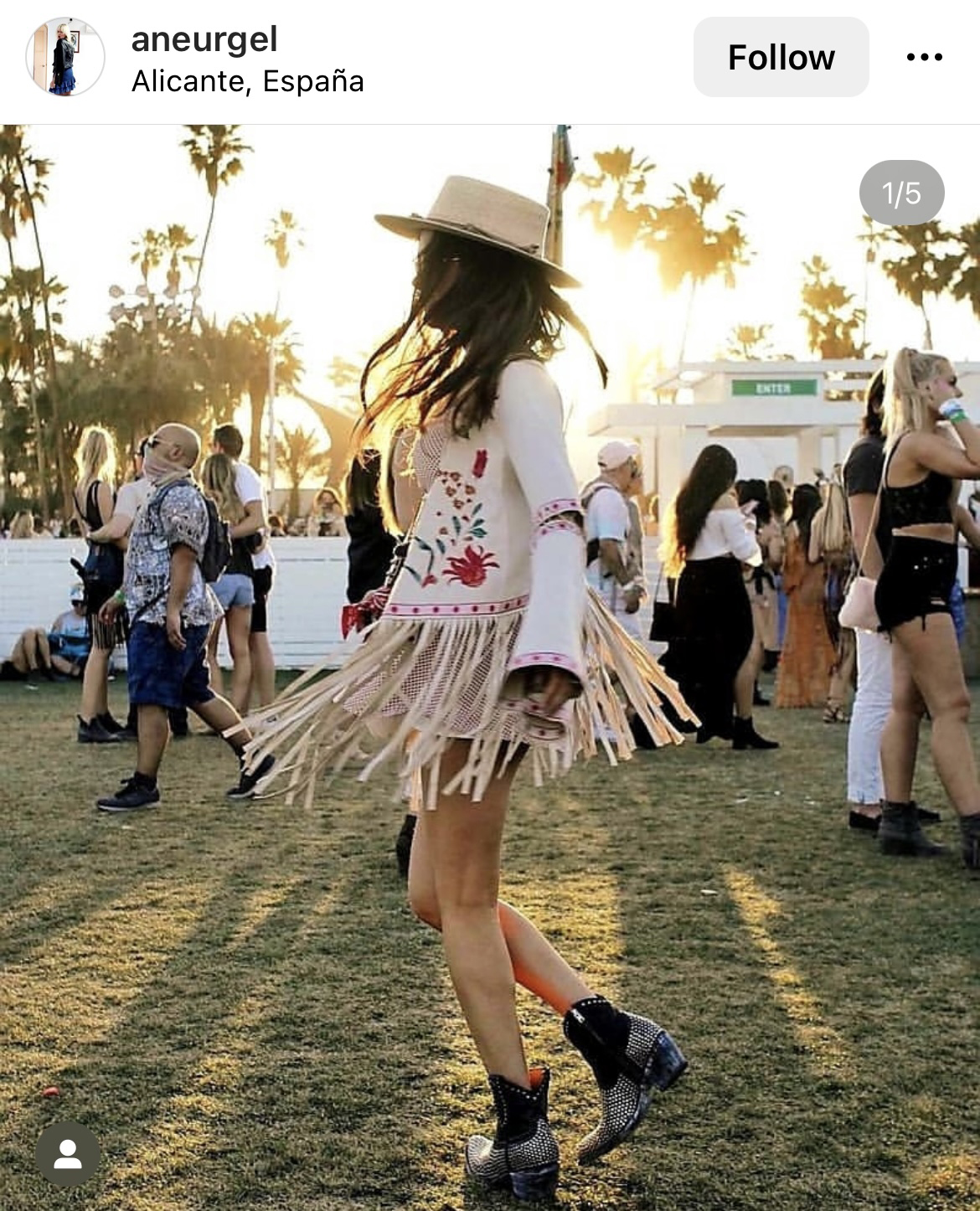 Ținută de festival