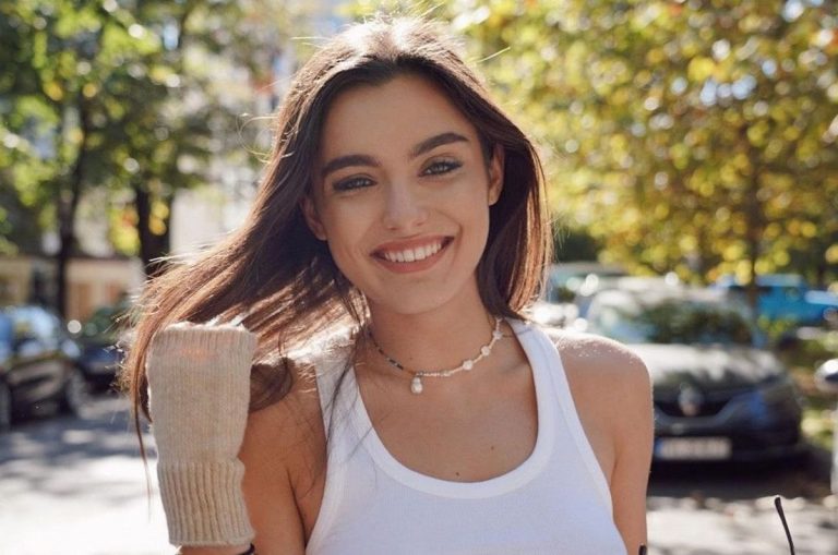 Fiica Andreei Esca nu vrea să preia afacerile familiei. Alexia Eram: „Mie îmi place să fiu în lumina reflectoarelor, de ce să vă mint” EXCLUSIV