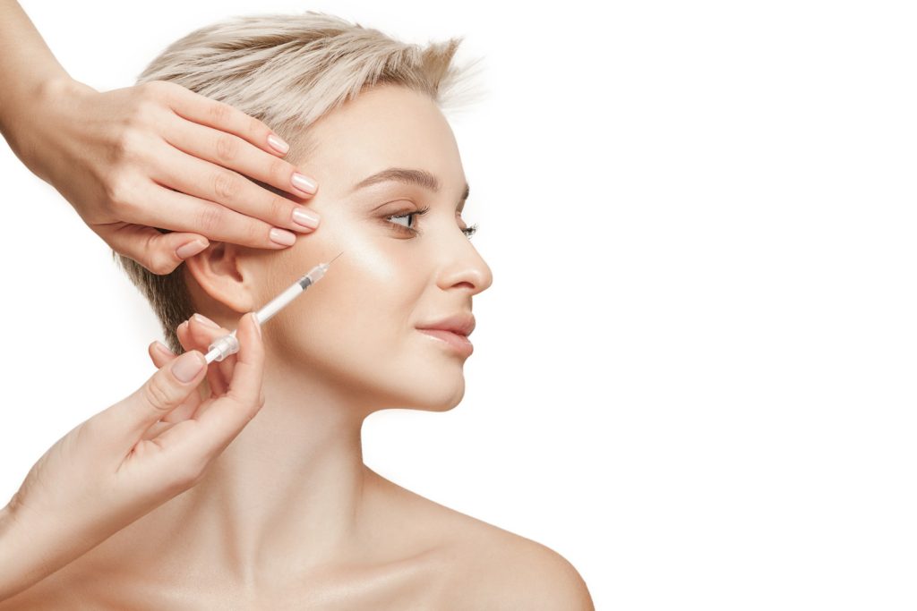Cât costă o injecție cu acid hialuronic