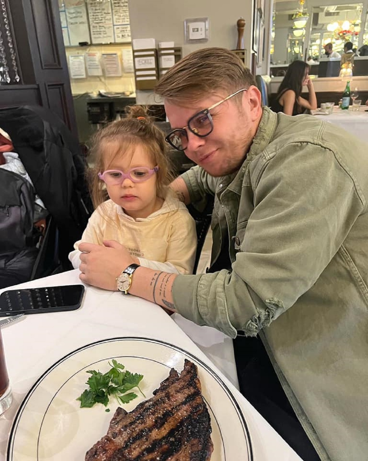 Codin este topit după fiica lui, Smaranda