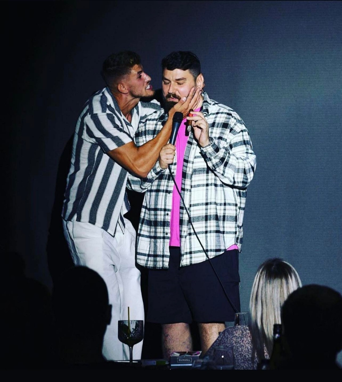 Alex Delea s-a apucat de stand up