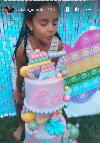 Eva a împlinit 7 ani