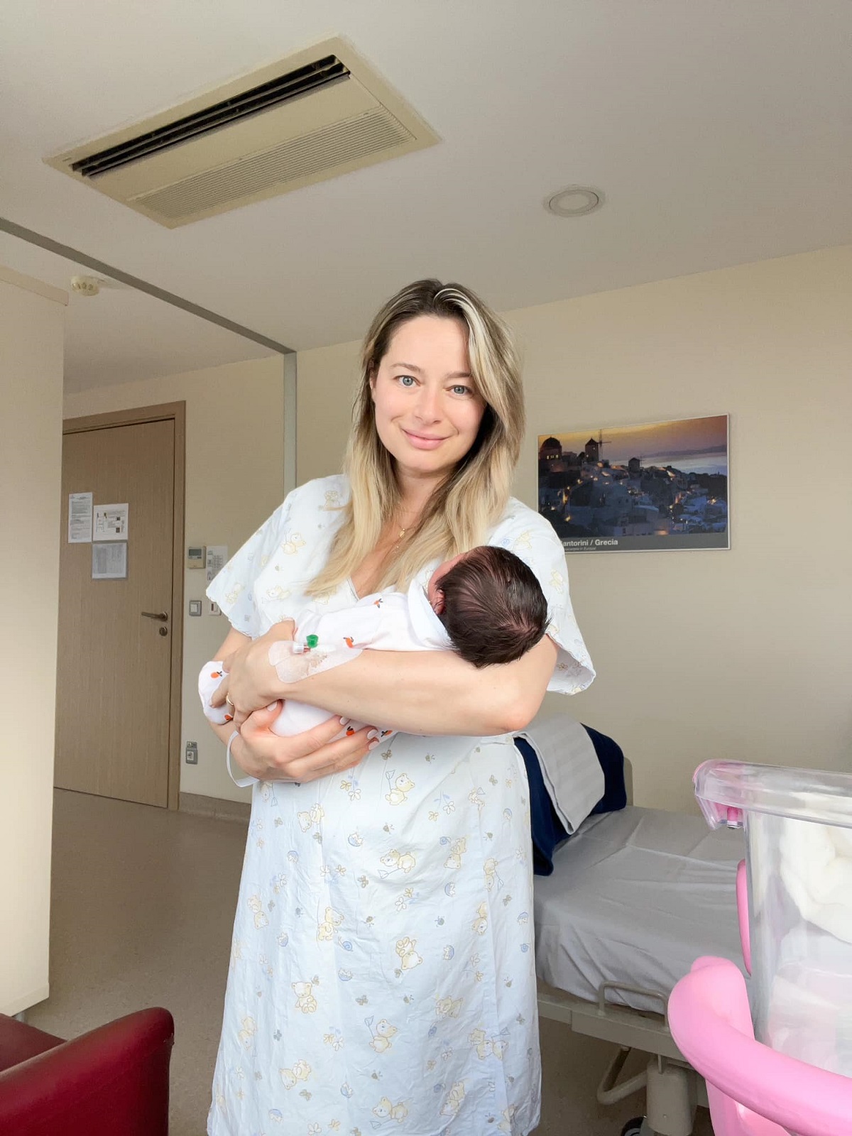 Laura Cosoi a devenit mamă pentru a treia oară