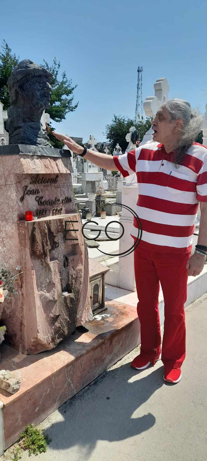 Jean Paler, la mormântul lui Jean Constantin