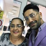 Connect-R, alături de mama lui, Rodica