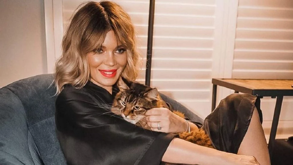 Cum arată Gina Pistol în costum de baie după ce a slăbit