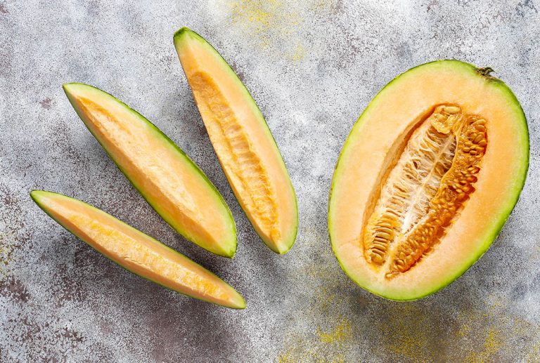 Cum îți dai seama dacă pepenele galben este copt și dulce. Semnul banal care arată clar