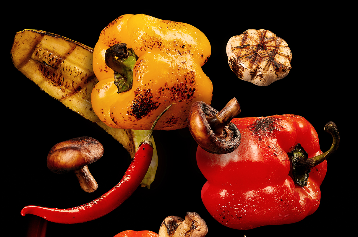 Cum se curăță ușor și rapid ardeii copți