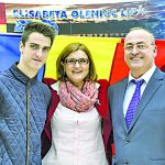 Elisabeta Lipă și familia sa