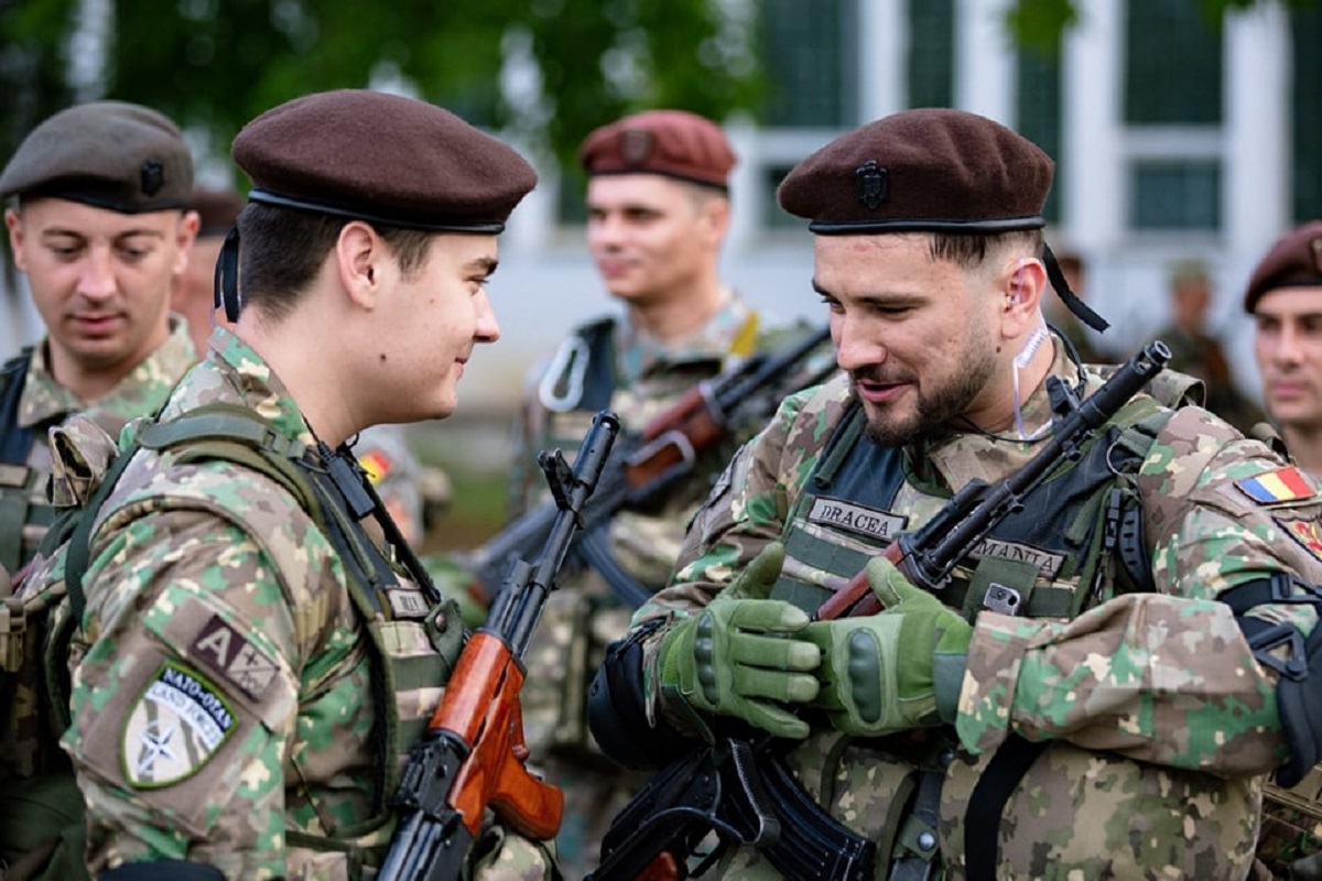 Ce spune Mihai Trăistariu, despre gestul lui Shelly de a se înrola în Armata României
