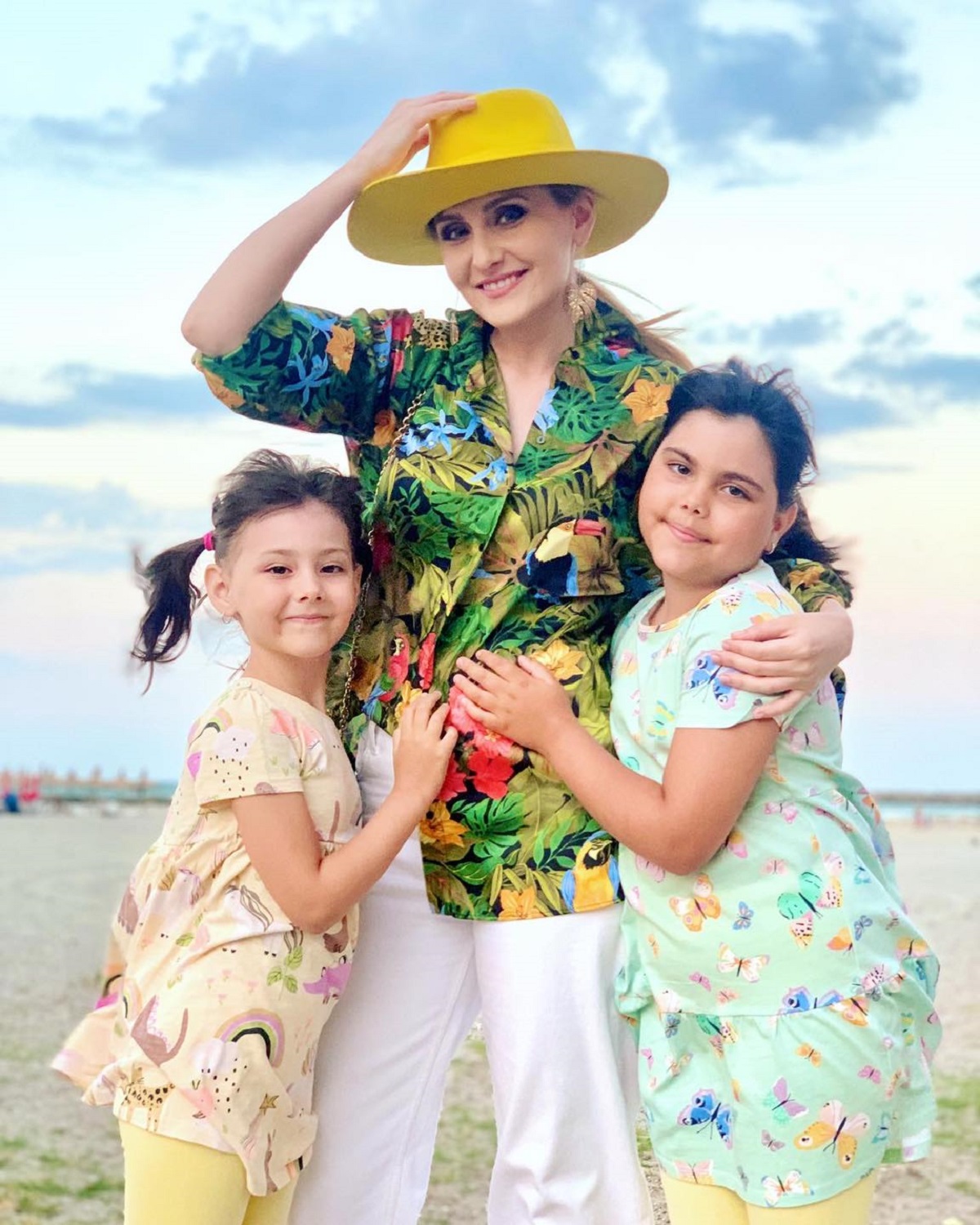 Alina Sorescu și fetițele