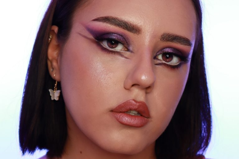 Claudia Preduca, make-up artist, ne spune totul despre machiajul îndrăzneț, cu ștrasuri și fard metalic. Cum menținem strălucirea pe ten EXCLUSIV