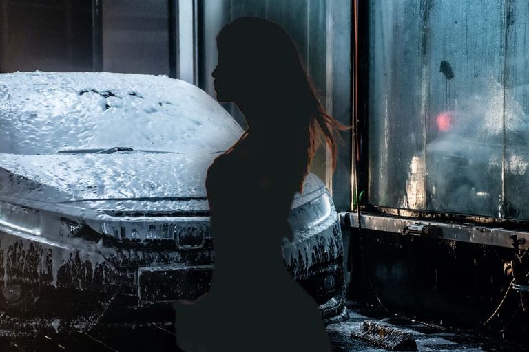 Vedeta din România care își spală mașina de doua ori pe an. Fanii au avut un șoc când au văzut cum arată autoturismul ei