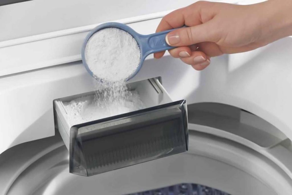 Detergent pudră sau detergent lichid