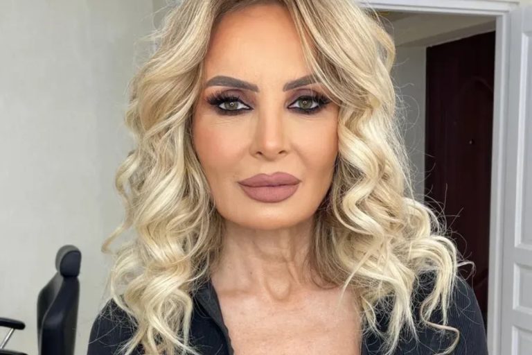 Daniela Gyorfi, cea mai solicitată solistă, în 2022. La ce trucuri apelează ca să nu rămână fără voce și să fie în formă pe scenă EXCLUSIV