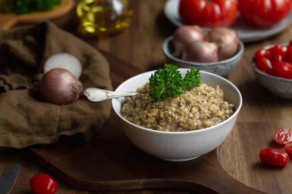 Ingredientul secret pentru o salată de vinete perfectă
