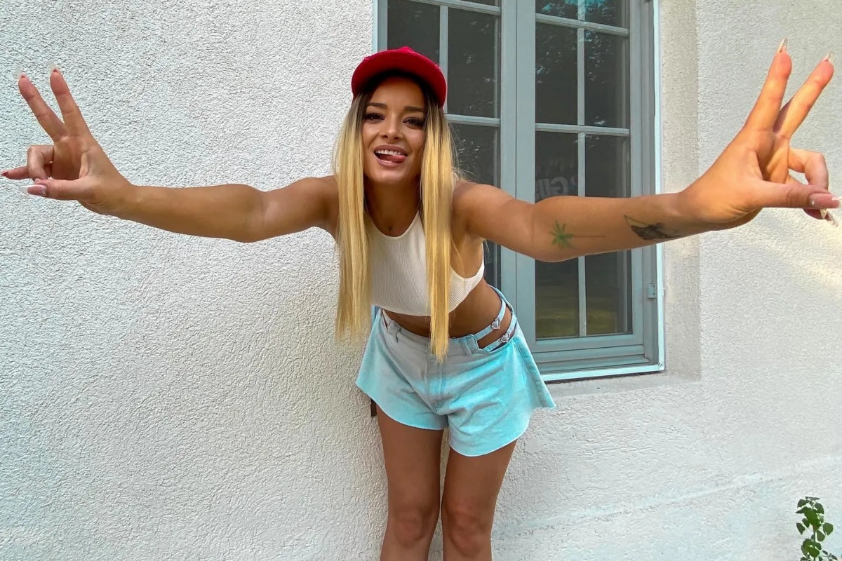 Cum a ajuns bebelușa Alexandra la Cronica Cârcotașilor