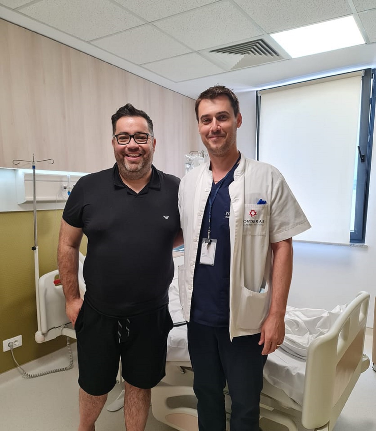 Alături de medicul lui, în ziua operației