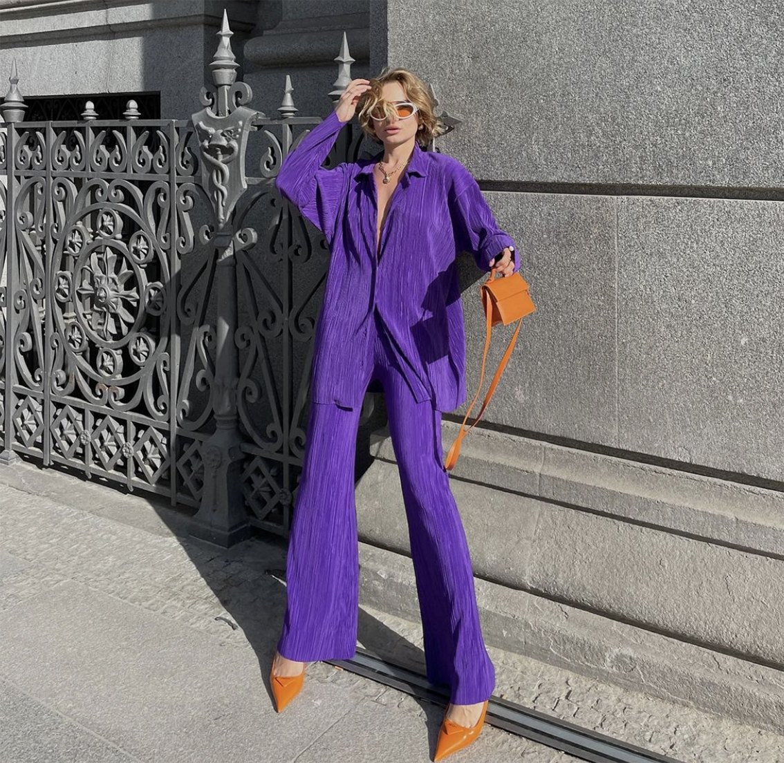 Cu ce se asortează culoarea mov