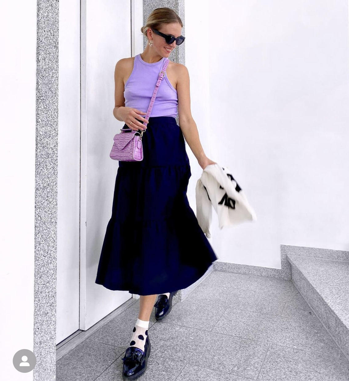 Cu ce se asortează culoarea mov