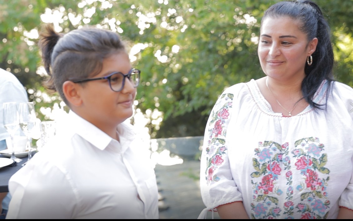 Damian Barbu și mama sa