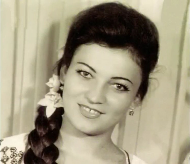 Maria Ciobanu, imagine de colecție din tinerețe