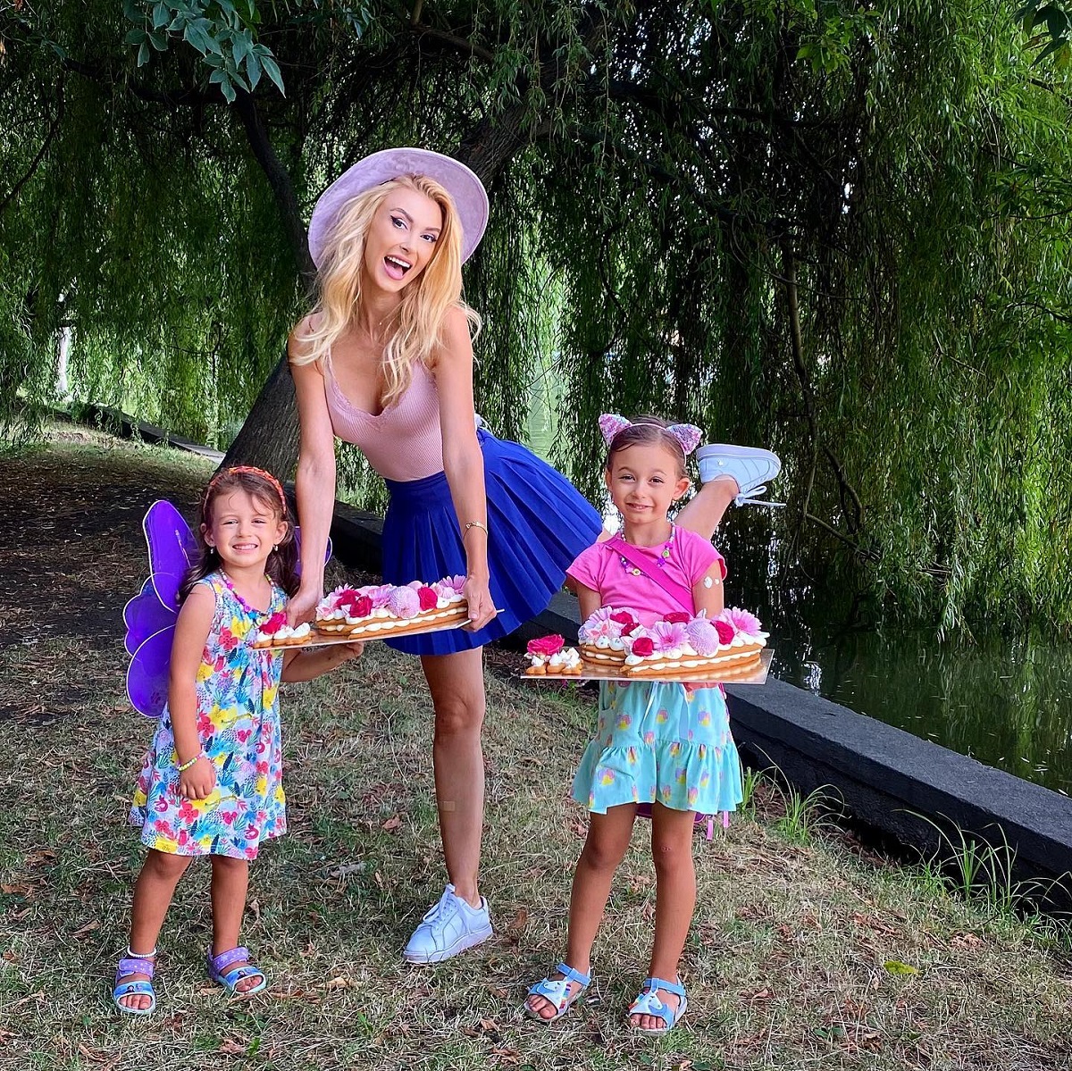 Andreea Bălan și fiicele