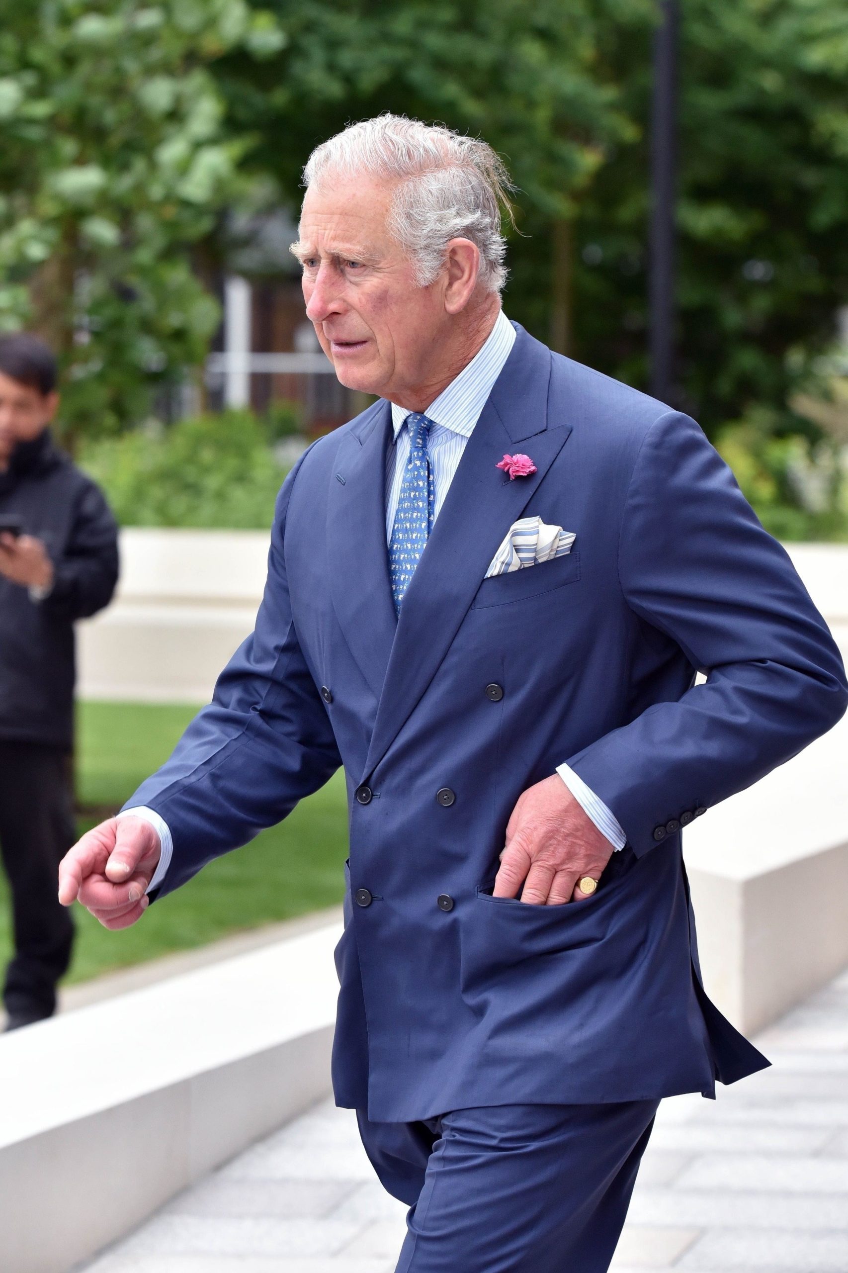 Ce semnificație are inelul pe care Regele Charles a III-lea îl poartă mereu la mână