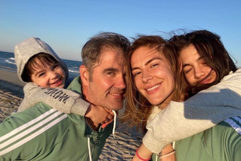 Roxana Ciuhulescu nu și-a însoțit fiica, în prima zi de școală. Ce i-a spus, de fapt, adolescenta: “Îți cade greu” EXCLUSIV