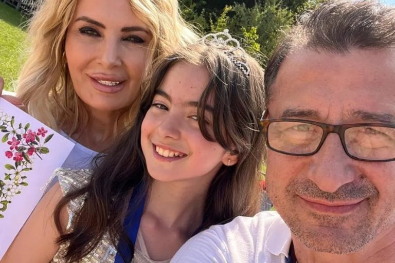 De ce a ales Daniela Gyorfi o școală de stat pentru fiica ei: „Am rugat pe toată lumea să fie tratată ca un elev normal, fără a conta ce fel de părinți are” EXCLUSIV