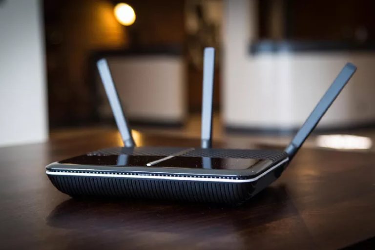 Cât curent electric consumă un router pe zi. Îți poate încărca destul de mult factura