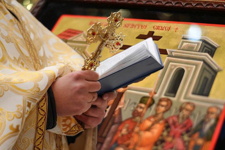 Rugăciunea pe care să o rostești de Înălțarea Sfintei Cruci, pe 14 septembrie